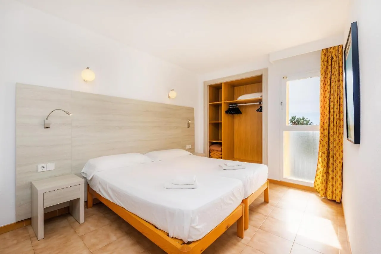 Holiday home Apto Con Terraza 304 Cala Millor